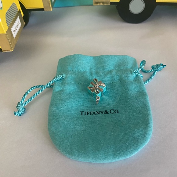 Tiffany & Co. Blue Box Charm - Picture 3 of 7